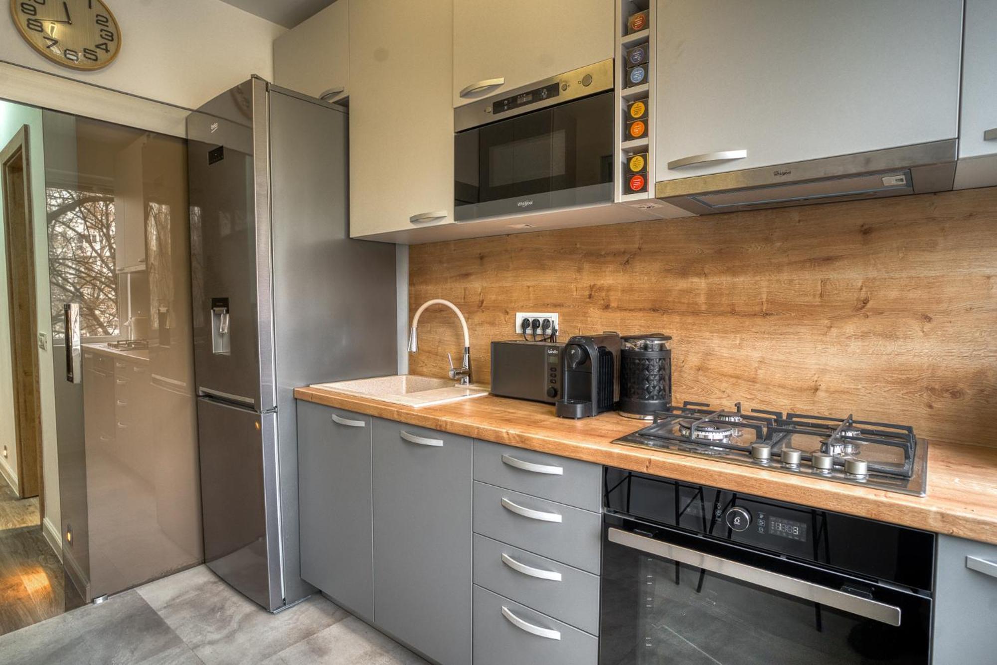 City Chic Retreat: Newly Renovated 1Br Apartment Bucharest Exterior photo